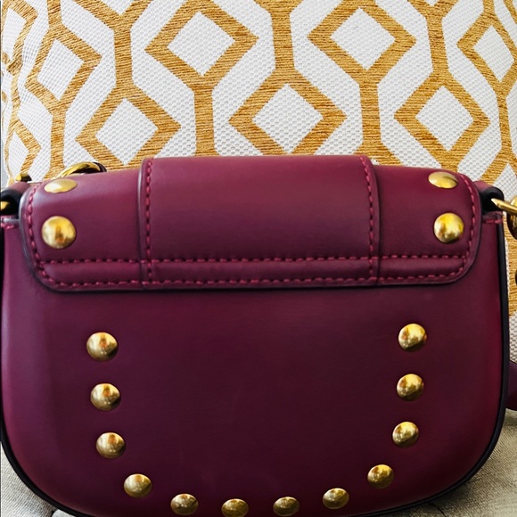 Gorgeous Marc Jacobs Stud Cross Body Shoulder Strap Adjustable Purse - Picture 2 of 8